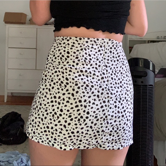 Kendall & Kylie pacsun polka dot mini skirt - Picture 3 of 4
